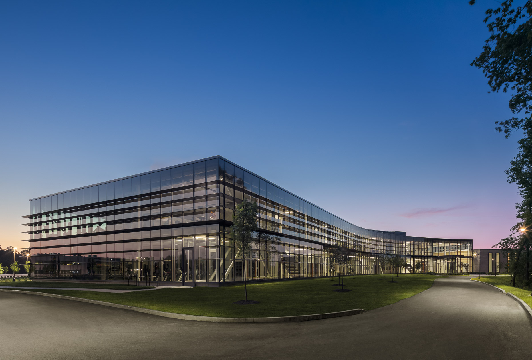 Wabash Valley Power Headquarters by Ratio Architects photographed by Brad Feinknopf based in Columbus, Ohio