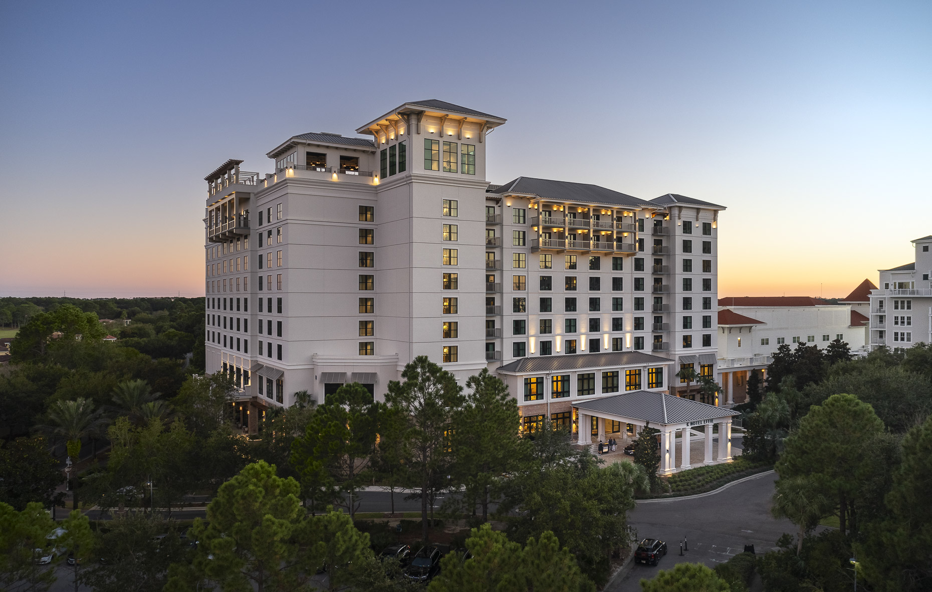Hotel Effie Sandestin by Cooper Carry photographed by Brad Feinknopf based in Columbus, Ohio