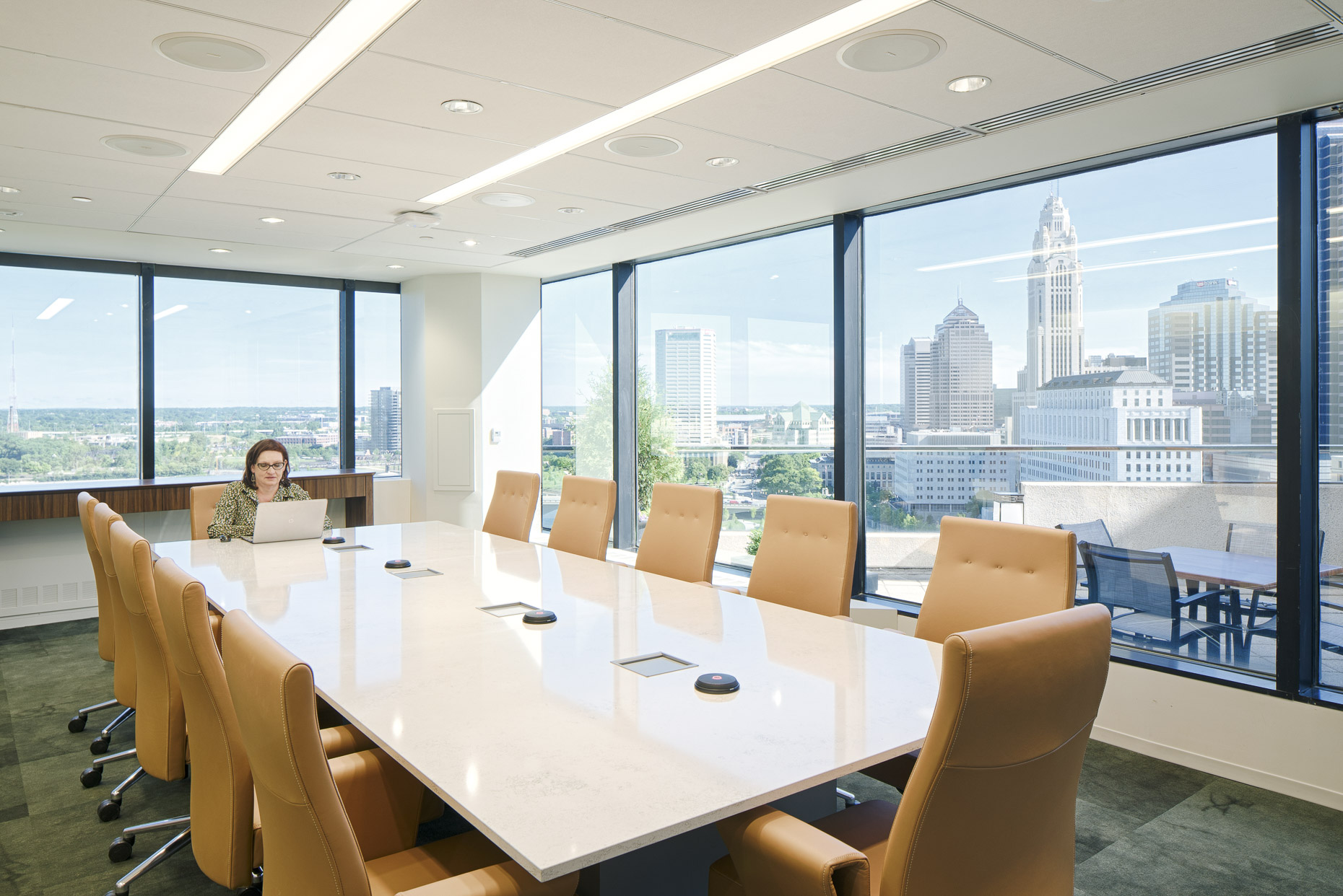 CBRE Columbus Offices by Turner Construction photographed by Lauren K Davis based in Columbus, Ohio